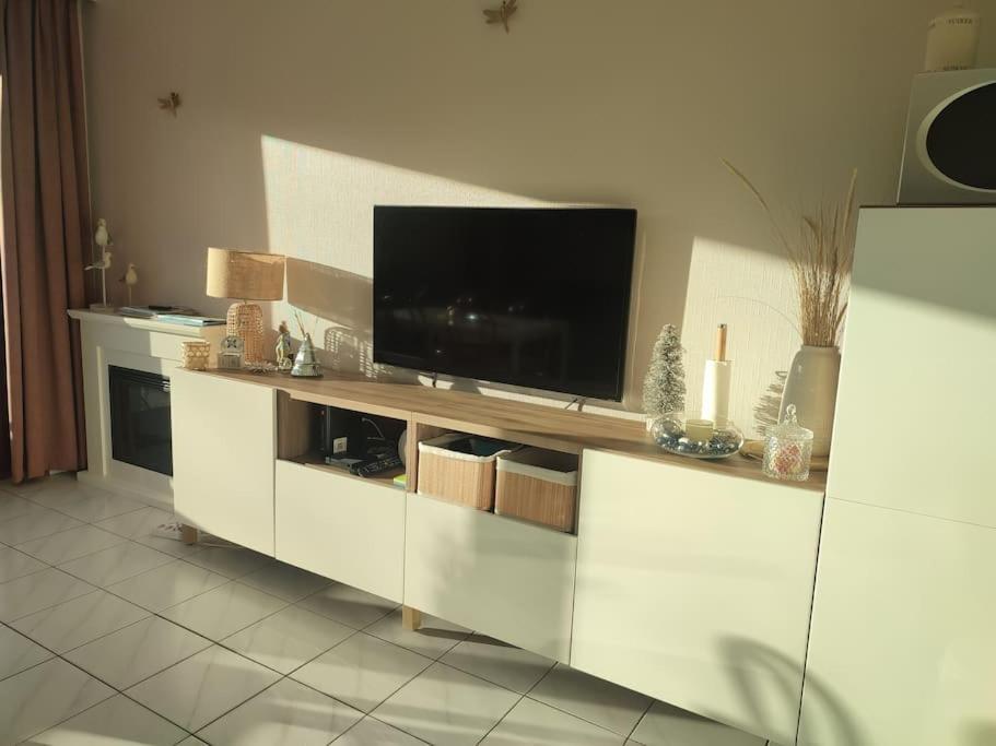 4-Persoons Appartement Met Een Mooi Uitzicht De Panne Exteriör bild