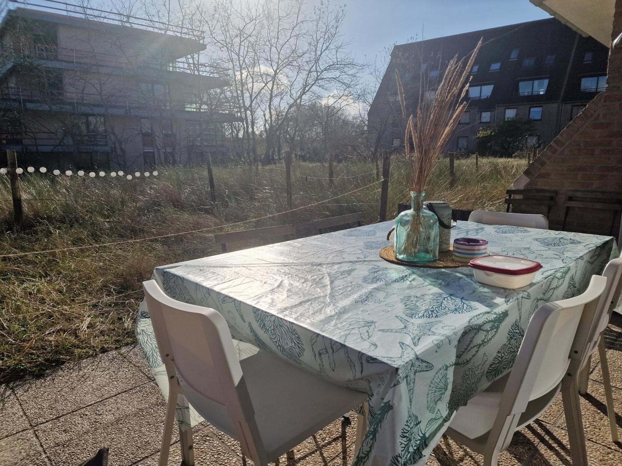 4-Persoons Appartement Met Een Mooi Uitzicht De Panne Exteriör bild